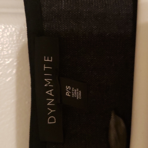 Dynamite Floral Blouse - Picture 2 of 2